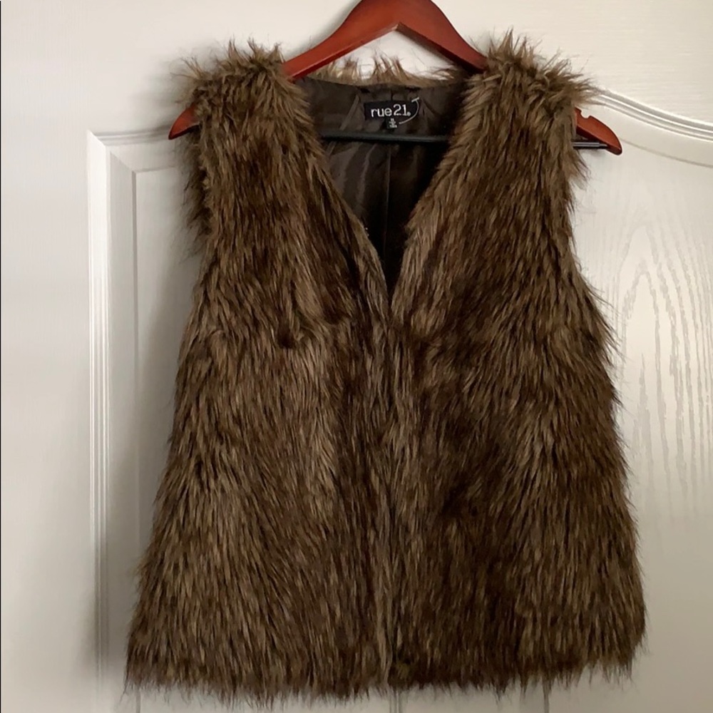 Medium Rue21 Fur Vest